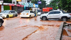 Falta de infraestructura desata caos en Asunción y el área metropolitana