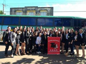 Intendente de Carmen del Paraná anunció transporte universitario gratuito