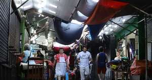 Diario HOY | Comerciantes del Mercado 4 se manifiestan contra el director