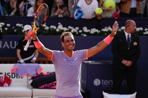 Versus / Nadal vuelve de su lesión con triunfo claro en el ATP 500 de Barcelona