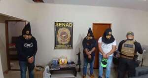 La Nación / Senad detiene a tres presuntos narcotraficantes con 26 kilos de cocaína en PJC