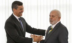 S&P baja calificaci贸n de Itaip煤 por descuerdo de tarifa entre Paraguay y Brasil - Revista PLUS