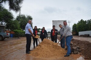 Inicia proyecto de pavimentación en la calle Jacob B. Reimer de Loma Plata