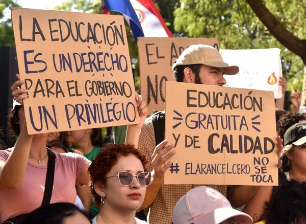 Universitarios trabajan en proyecto de ley que “incluye a los otros sectores afectados por Hambre cero” · Radio Monumental 1080 AM