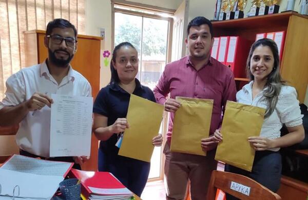 Disputa en escuela “Repollito”: Movimiento denuncia maniobras para invalidar su candidatura