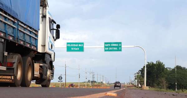 La Nación / Soluciones para el transporte por carretera entre Brasil y Paraguay se discutirá en un seminario