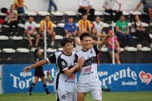 Primera B: El 24 de Setiembre inicia con triunfo en casa - Fútbol de Ascenso de Paraguay - ABC Color