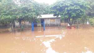 Inundaciones dejan en crítica situación a pobladores de Paso Barreto