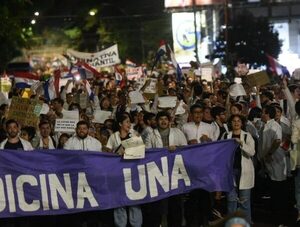 Gobierno convoca a estudiantes en respuesta a movilizaciones · Radio Monumental 1080 AM