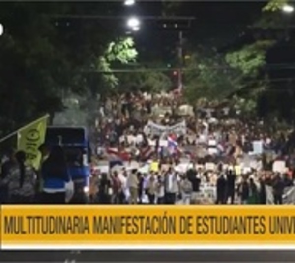 Masiva manifestación universitaria en defensa del Arancel Cero - Paraguay.com