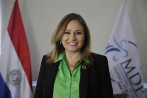 Lorena Segovia lidera el puntaje en idoneidad profesional - Judiciales.net