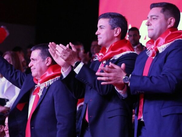 El gobierno de Santiago Peña pierde el rumbo económico, según politólogo · Radio Monumental 1080 AM