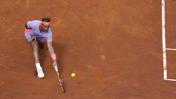 Nadal se despide de Barcelona con una digna derrota ante De Miñaur