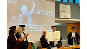 Abuela de Plaza de Mayo recibe doctorado Honoris Causa en Roma