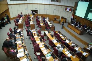 Senado aprobó derogación de restitución de fueros a tres senadores - Unicanal