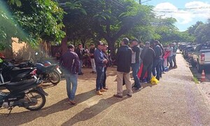Cansados de la inseguridad, pobladores de Blas Garay realizaron un mitin frente a la Fiscalía de Coronel Oviedo – Prensa 5