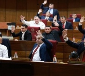 Senadores derogan resolución y senadores son redesaforados - Paraguay.com