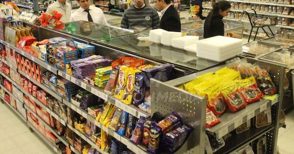 La Nación / Precios de productos no perecederos y panificados registraron leves bajas