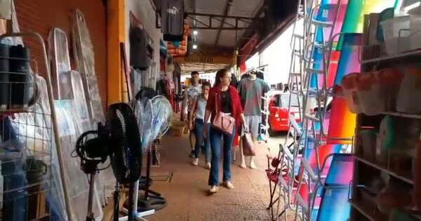 Diario HOY | Argentinos cruzan hasta Encarnación para realizar compras y comerciantes están optimistas