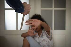 25 de Diciembre: joven fue víctima de intento de  feminicidio en su vivienda - Policiales - ABC Color