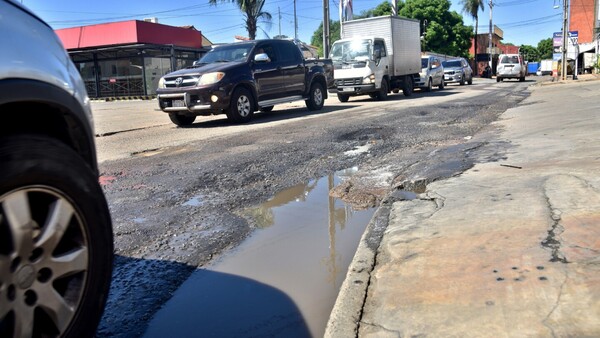 Baches a la vista: Detectan al menos 400 puntos tras lluvias