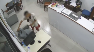 MENOR ROBÓ 19 NOTEBOOKS DE LA UCA
