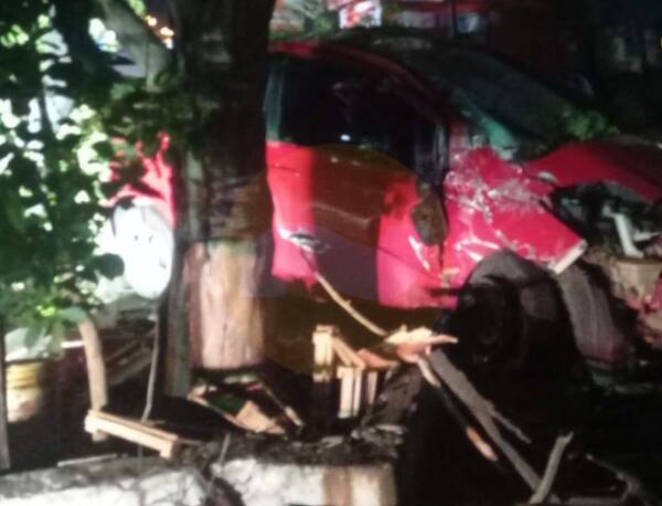 Automóvil ¿cruzó luz roja?: murió un motociclista
