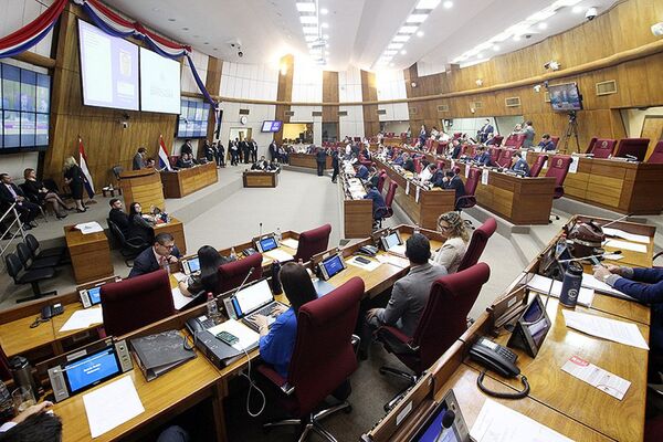 Aprueban pedido de informes al Poder Judicial sobre ingresos y estado de expedientes 