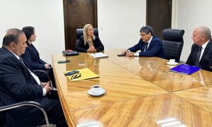 VI Circunscripción recibe escritura de transferencia de inmueble donde funciona el Juzgado de Paz de San Cristóbal