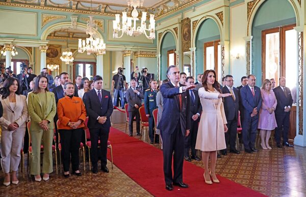 New Ambassadors were instructed to "integrate Paraguay into the world" - .::Agencia IP::.