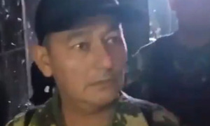 En el puente de la amistad un militar fue apartado por agredir a universitarios
