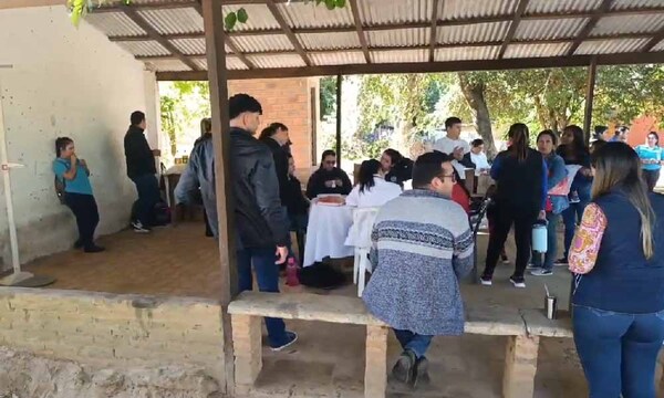 “Hospital en tu Barrio” llegó al barrio Costa Alegre de Coronel Oviedo – Prensa 5