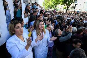 Universidades de Argentina niegan acuerdo con el Gobierno por fondos y ratifican protesta - Mundo - ABC Color