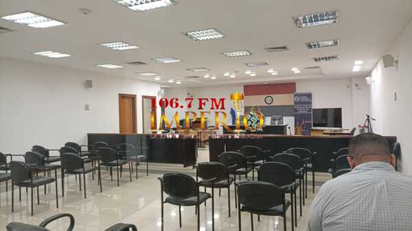 Suspenden dos juicios orales de la fecha - Radio Imperio 106.7 FM