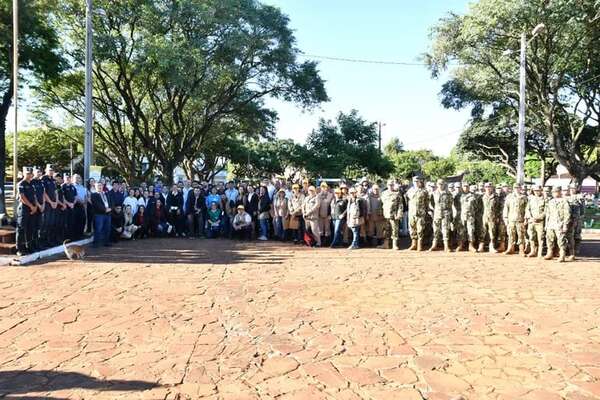 Tras aumento de casos positivos de dengue realizan minga ambiental en San Juan Bautista - Nacionales - ABC Color