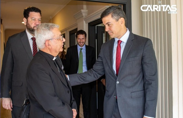 Diálogo con el Cardenal sobre temas actuales y el pedido de mayor consciencia - Portal Digital Cáritas Universidad Católica