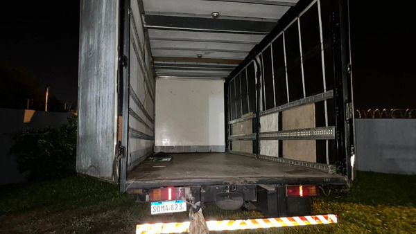 Camión transportador fue asaltado en Ypacaraí