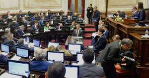 La Nación / Argentina: senadores aumentaron sus salarios un 170% en plena crisis