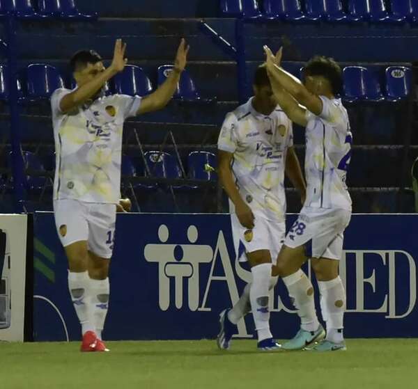 Sol de América vs. Luqueño: El Auriazul recupera su mejor versión - Fútbol - ABC Color