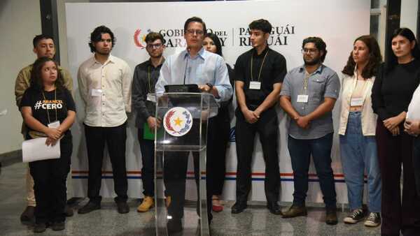 Estudiantes acuerdan mesa de trabajo con Gobierno en busca de una nueva ley