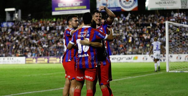 Versus / Cerro Porteño no para de ganar y mete presión muy alta en el Apertura