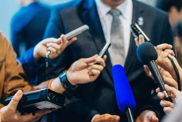 Análisis de la polarización política y el periodismo - Nacionales - ABC Color