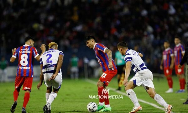 Técnico del “Gallo Norteño” zapateó contra arbitraje tras derrota ante el “Ciclón”
