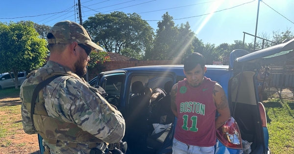 La Nación / Ypané: detienen a joven con casi seis kilos de marihuana en su vehículo