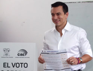 El presidente Daniel Noboa votó en el referéndum de Ecuador sobre seguridad, justicia y empleo - Megacadena - Diario Digital