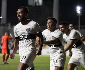 Nacional vs. Olimpia: Martínez mantiene la ilusión franjeada - Fútbol - ABC Color