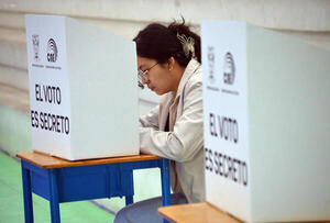 Referendum en Ecuador: El SÍ habría ganado en 9 preguntas, según exit poll de Estrategas Infinity