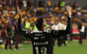 Versus / Braian Samudio reaviva su romance con los goles