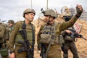 Dimite general israelí por su “responsabilidad” en los fallos de seguridad que permitieron la masacre a Hamás - Mundo - ABC Color