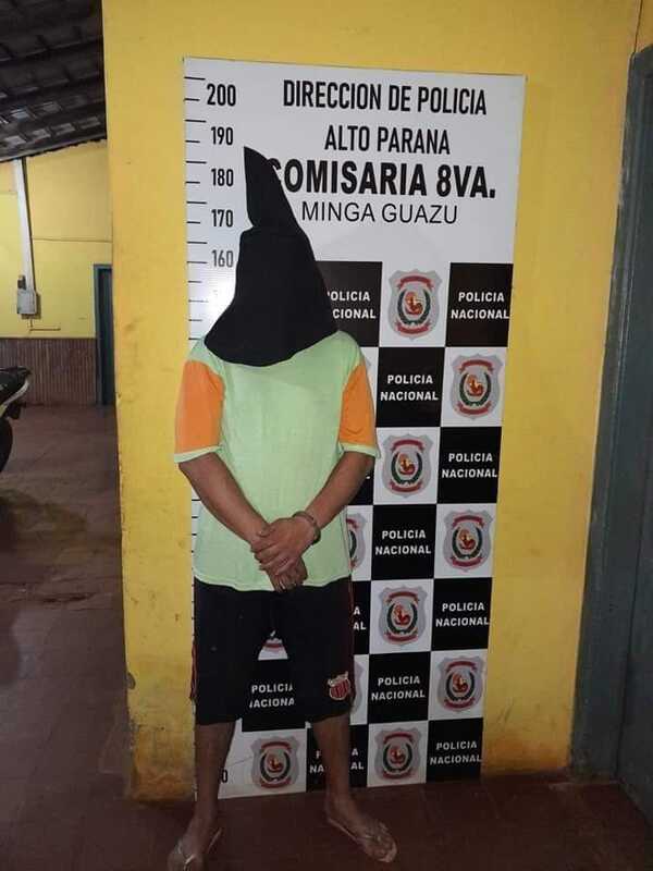 QUEDÓ DETENIDO POR TIRAR A SU MADRE AL PISO